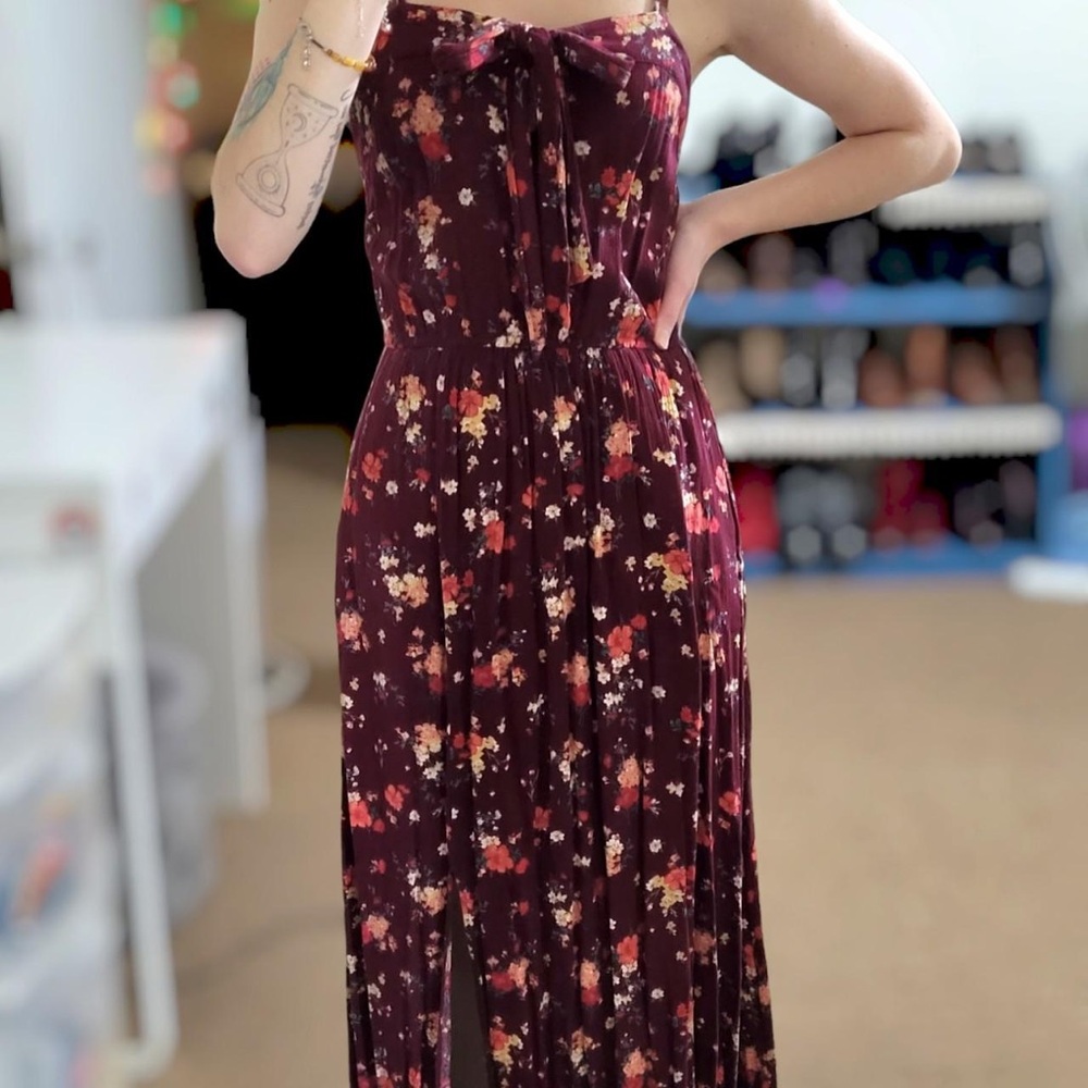 Xhileration Floral Maxi Dress in Burgundy